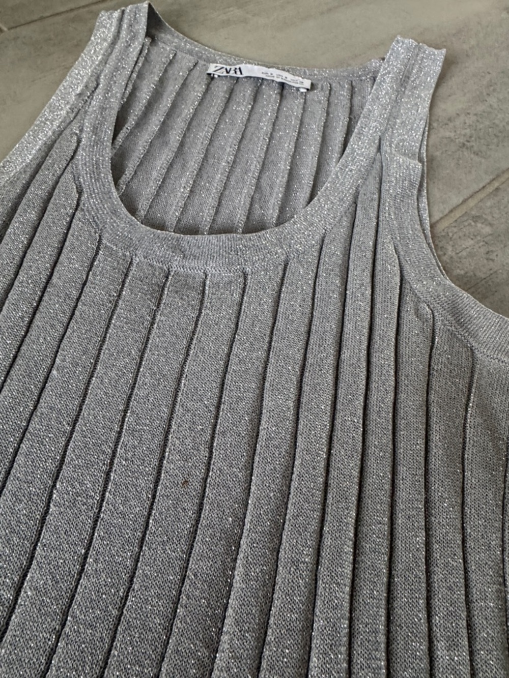 ZARA Silver Metallic Ribbed Tank - Picture 2 of 2